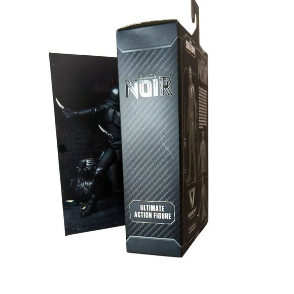 Neca The Boys Black Noir Ultimate 7" inch Action Figure 2022 - Picture 4 of 6